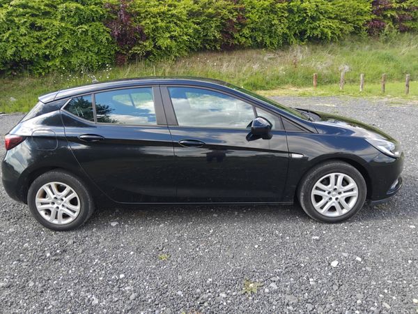 Opel Astra 2018 Low KM's Ready to Drive  today 353895673