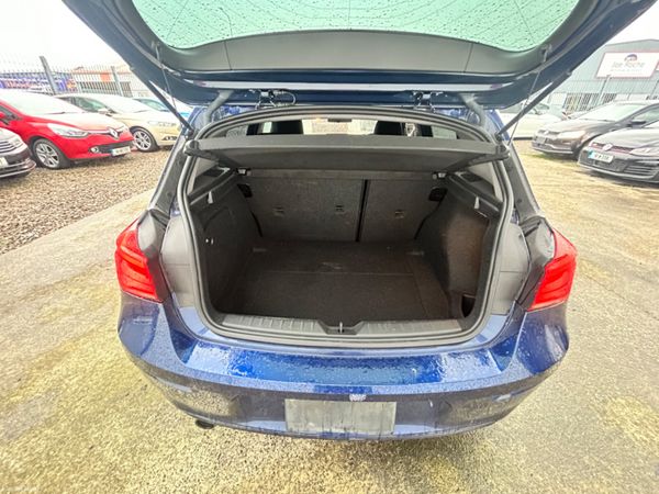 BMW 1 Series 118i 354570826