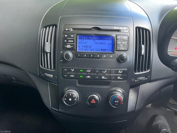 Hyundai i30 2011 ( NCT 10/26, TAX 02/26) 354788804