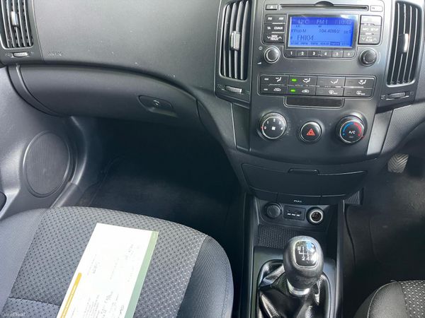 Hyundai i30 2011 ( NCT 10/26, TAX 02/26) 354788816