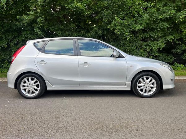 Hyundai i30 2011 ( NCT 10/26, TAX 02/26) 354788822