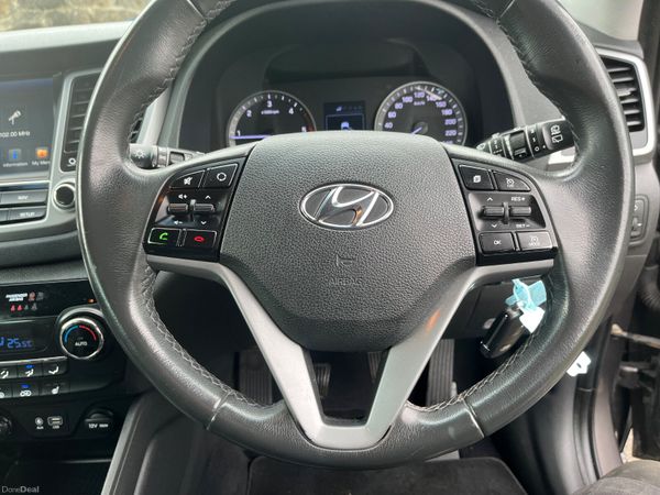 Hyundai Tucson 1.7 D Executive SE 354956740