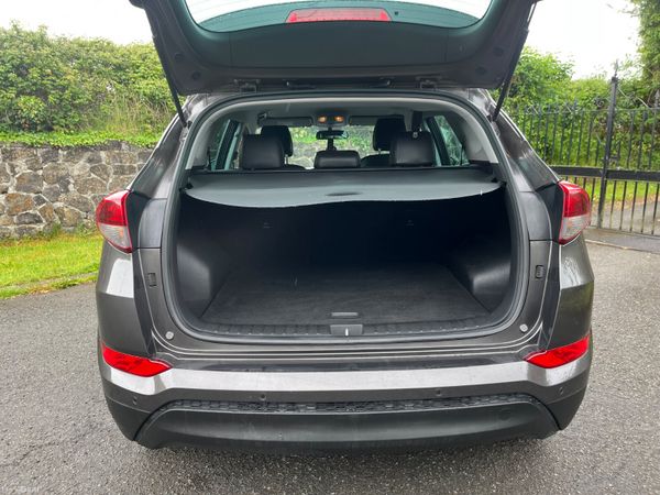 Hyundai Tucson 1.7 D Executive SE 354956762