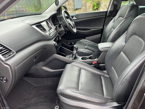 Hyundai Tucson 1.7 D Executive SE 354956764