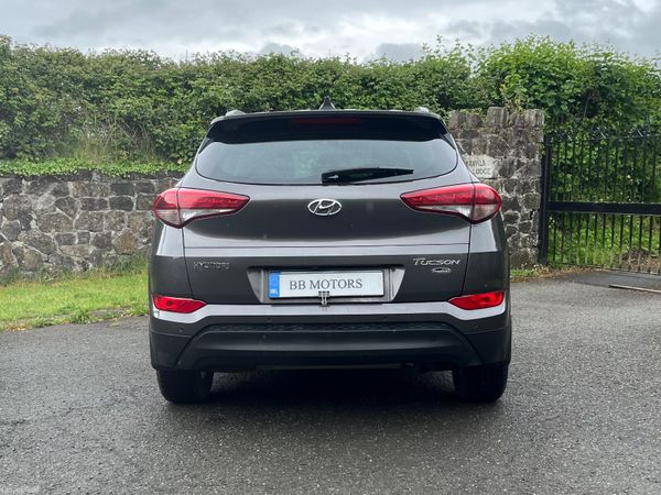 Hyundai Tucson 1.7 D Executive SE 354956724
