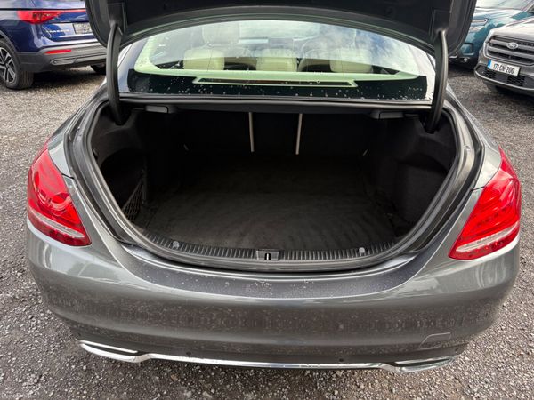 Mercedes-Benz C-Class 355828643