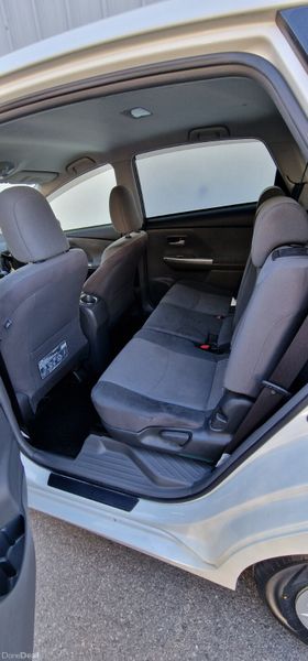 Toyota Prius 7 Seater AA Approved 356259330