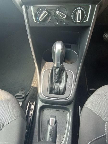 Volkswagen Polo 2015 356716931