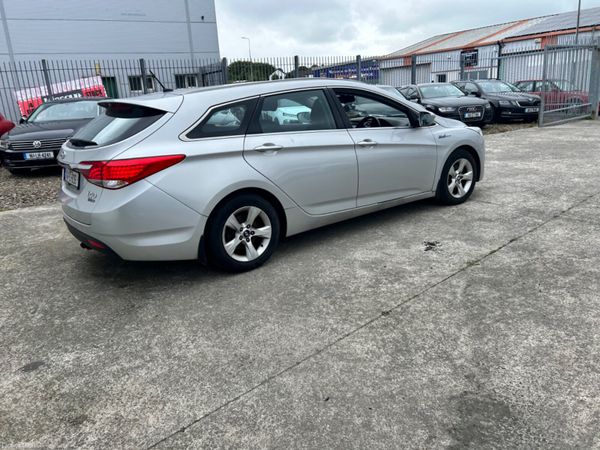 2014 Hyundai i40. FRESH NCT 357025188