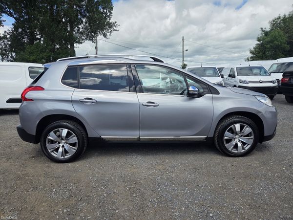 Peugeot 2008 359180340