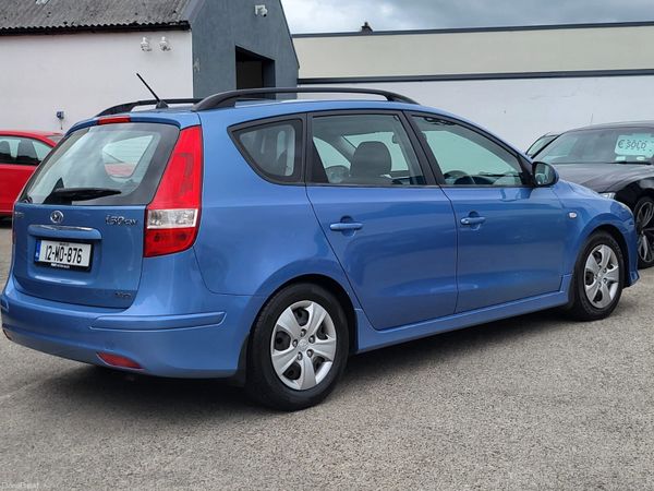 12 HYUNDAI i30 ESTATE 1.6 DIESEL = NEW NCT 359124884