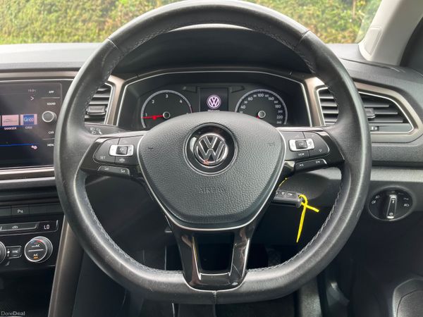 Volkswagen T-Roc 1.6 TDI 115bhp Design 359732650