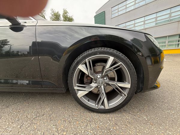 Audi A4 1.4 TFSI Limousine High Spec 359872718