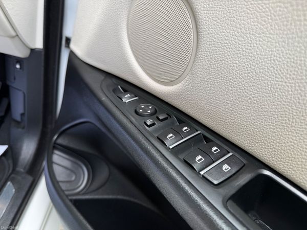 BMW X5 2016 Pearl White 359960420