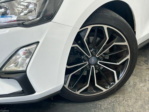 201 FORD FOCUS 1.5TDCI TITANIUM 360015682