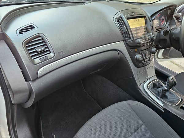 OPEL INSIGNIA 2.0 140 BHP // 11/25 NCT 360231036