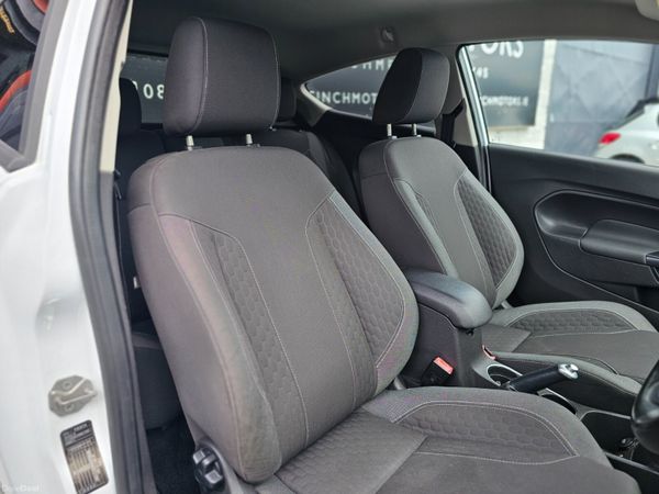 FORD FIESTA ZETEC S LINE // 06/26 NCT 360239494