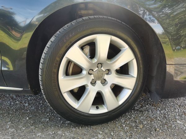 Audi A8 2011 3. 0 TDI AUTO LOW TAX 361092013