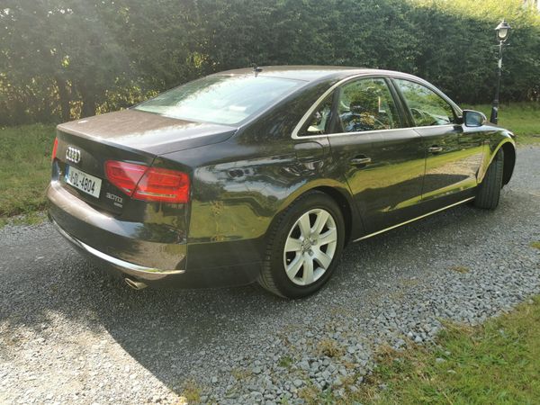 Audi A8 2011 3. 0 TDI AUTO LOW TAX 361092019