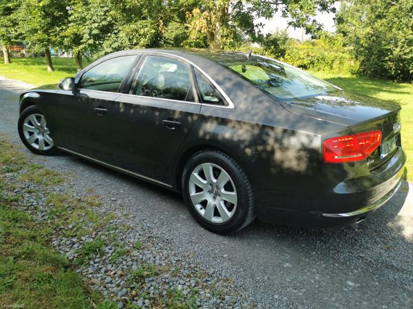 Audi A8 2011 3. 0 TDI AUTO LOW TAX 361092021