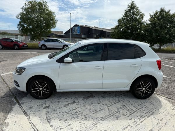 Volkswagen polo 2016 Auto 361142964