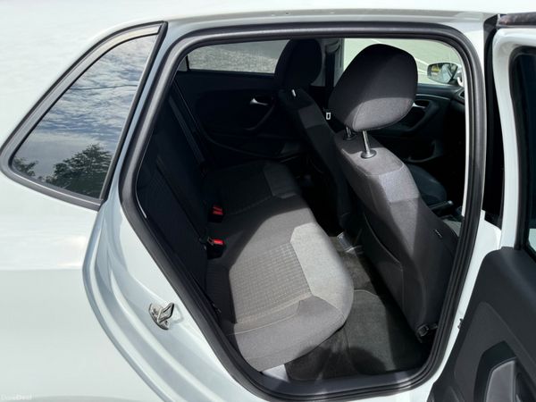 Volkswagen polo 2016 Auto 361142966