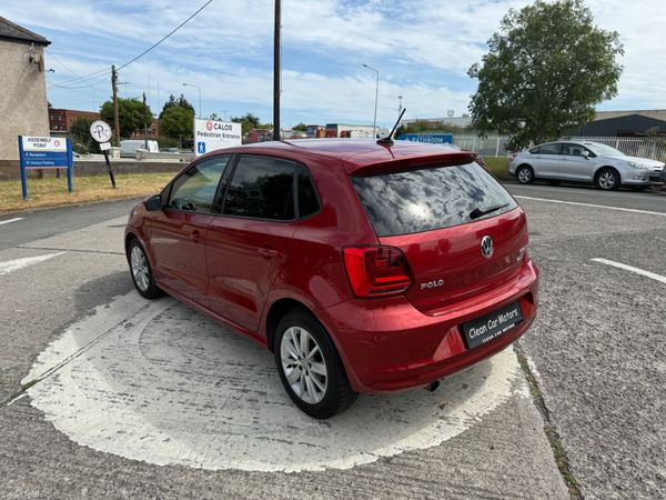 Volkswagen polo 2015 Auto 361152310