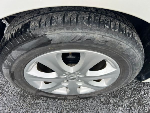 2010 Suzuki Swift 1.2 361475782