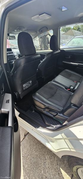 2015 Toyota Prius Alpha(TOP SPEC) 6 MONTH WARRANTY 361796071