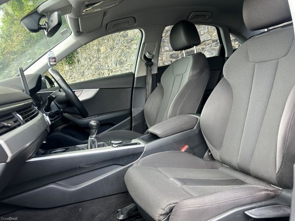 Audi A4 2016 362692632