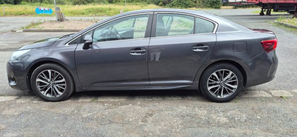 Toyota Avensis 2016 362702973