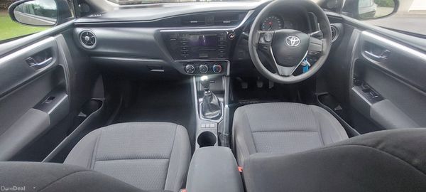 Toyota Corolla 2017 363039455
