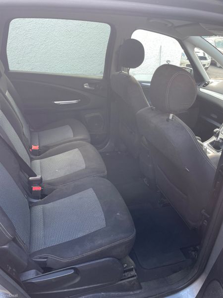 Ford S-Max 2010 363739424