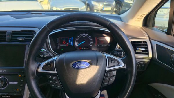 2018 Ford Mondeo VIGNALE HYBRID Warranty Titanium 363821148