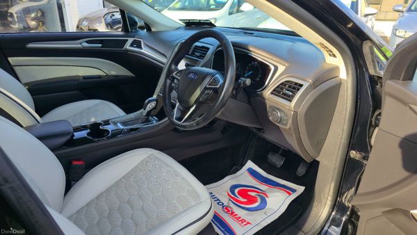 2018 Ford Mondeo VIGNALE HYBRID Warranty Titanium 363821152