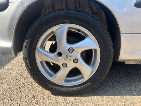 Beautiful Peugeot 206cc New NCT Warranty 364243144