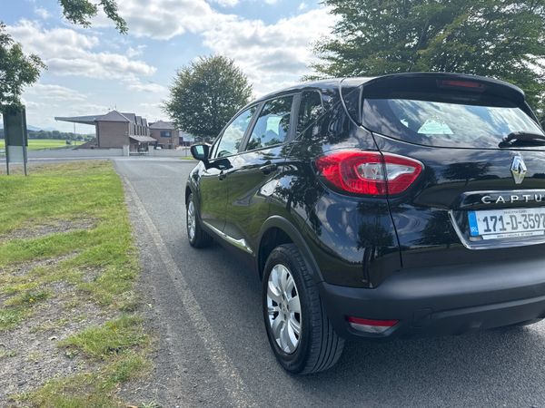 Renault Captur 2017 Automatic Low Mileage 364368937