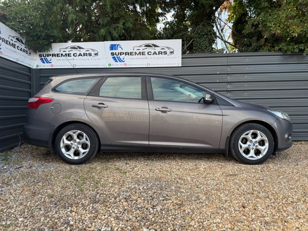 Ford Focus 2012 364614819