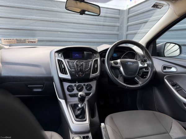 Ford Focus 2012 364614832