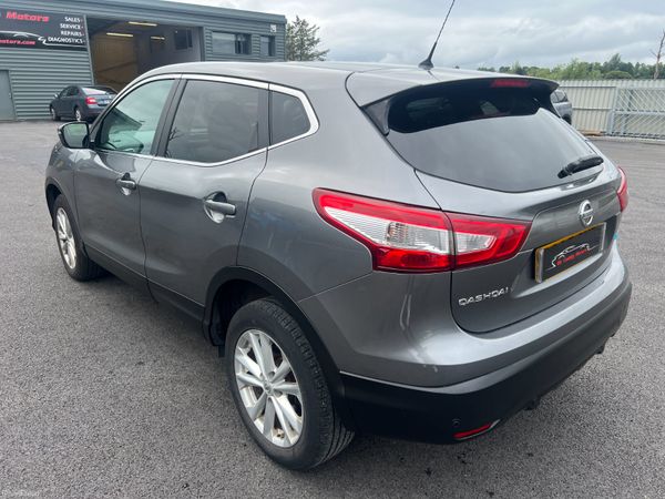 2015 (152) Nissan Qashqai Acenta Premium 1.5 DCI 364752278