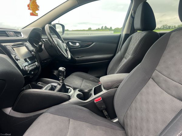 2015 (152) Nissan Qashqai Acenta Premium 1.5 DCI 364752288