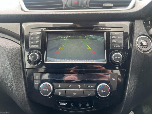 2015 (152) Nissan Qashqai Acenta Premium 1.5 DCI 364752326