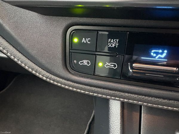 Toyota Auris 365113284