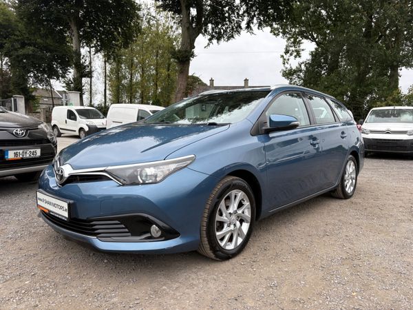 Toyota Auris 365113287