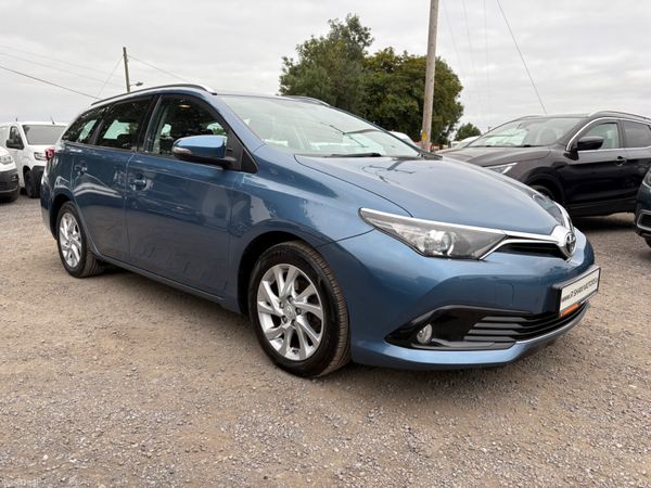 Toyota Auris 365113307