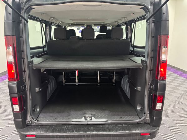 2023 RENAULT TRAFIC LWB 9 SEATER 2.0 365251170