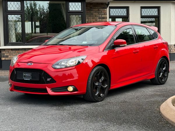 Immaculate 131 Ford Focus ST! 365359034
