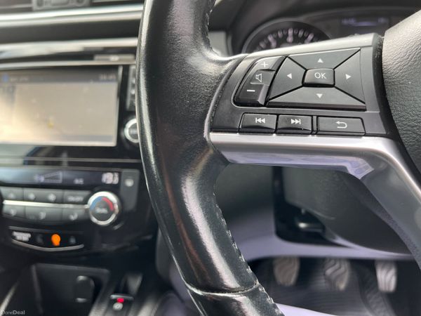 Nissan Qashqai 1.2 Petrol SV 365403306