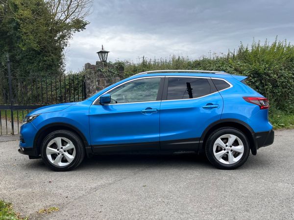 Nissan Qashqai 1.2 Petrol SV 365403310