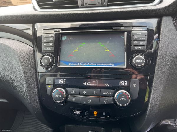 Nissan Qashqai 1.2 Petrol SV 365403312